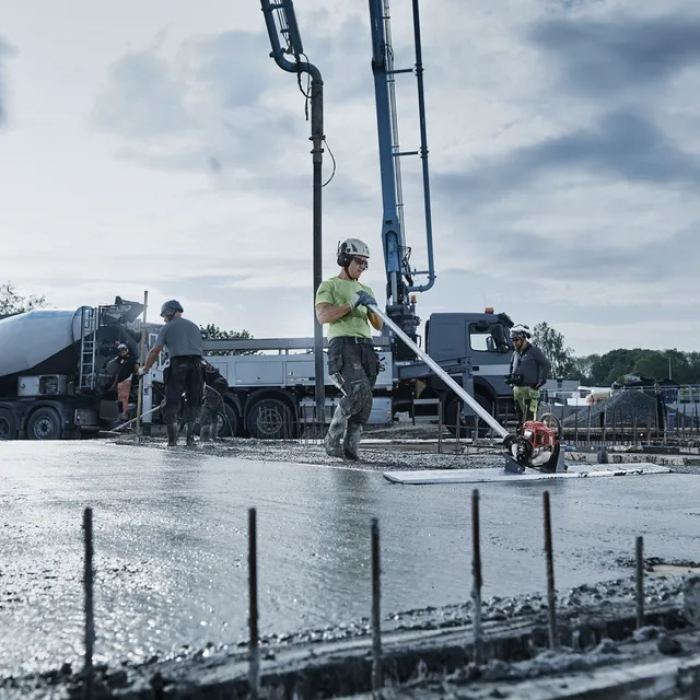 Виброрейка Бензиновая Husqvarna BV 20 G (2м) 9678562-01