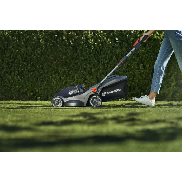 Газонокосарка Акумуляторна Husqvarna Aspire LC34-P4A (без АКБ та ЗП) 9706483-01